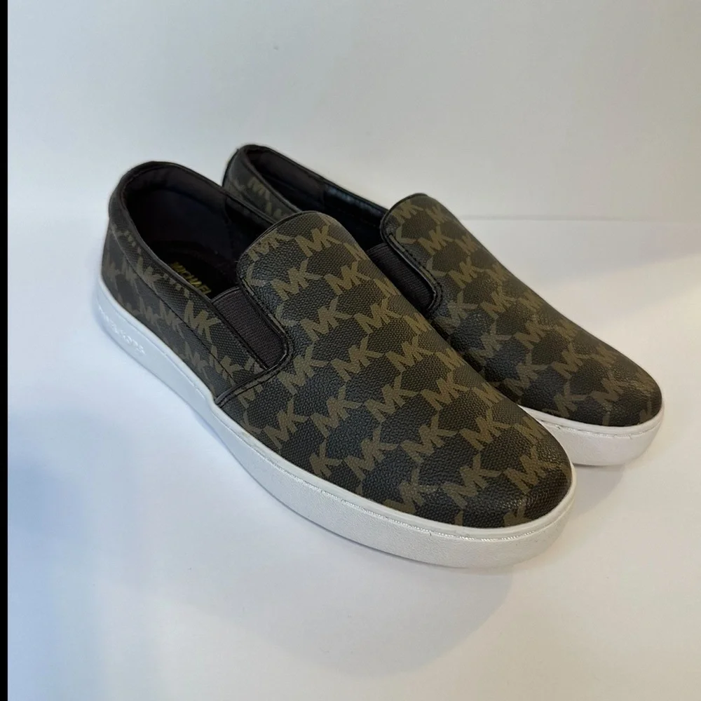 Michael Kors Logo Slip-On